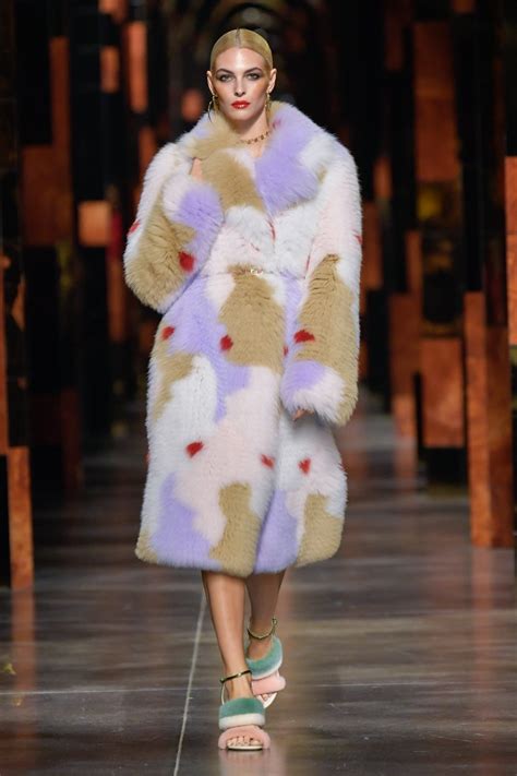 fendi pellicce 2021|fendi dresses 2021.